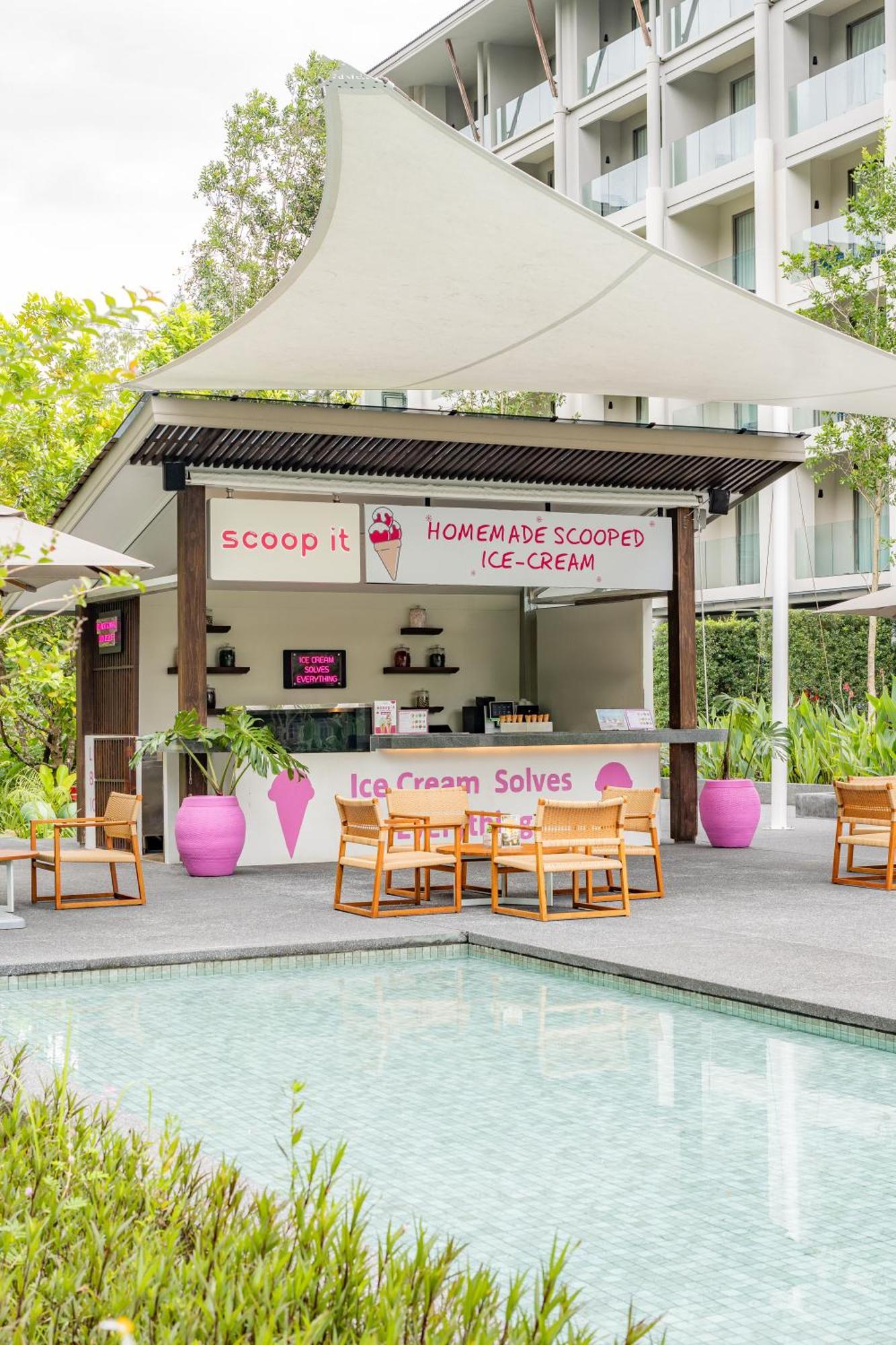 Avani Plus Khao Lak Resort Екстериор снимка